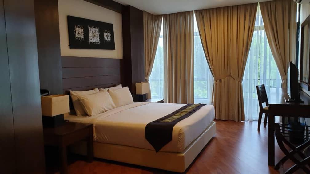 Samsuria Beach Apartment Resort Cherating Dış mekan fotoğraf