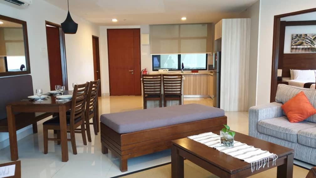 Samsuria Beach Apartment Resort Cherating Dış mekan fotoğraf