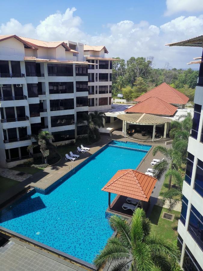 Samsuria Beach Apartment Resort Cherating Dış mekan fotoğraf