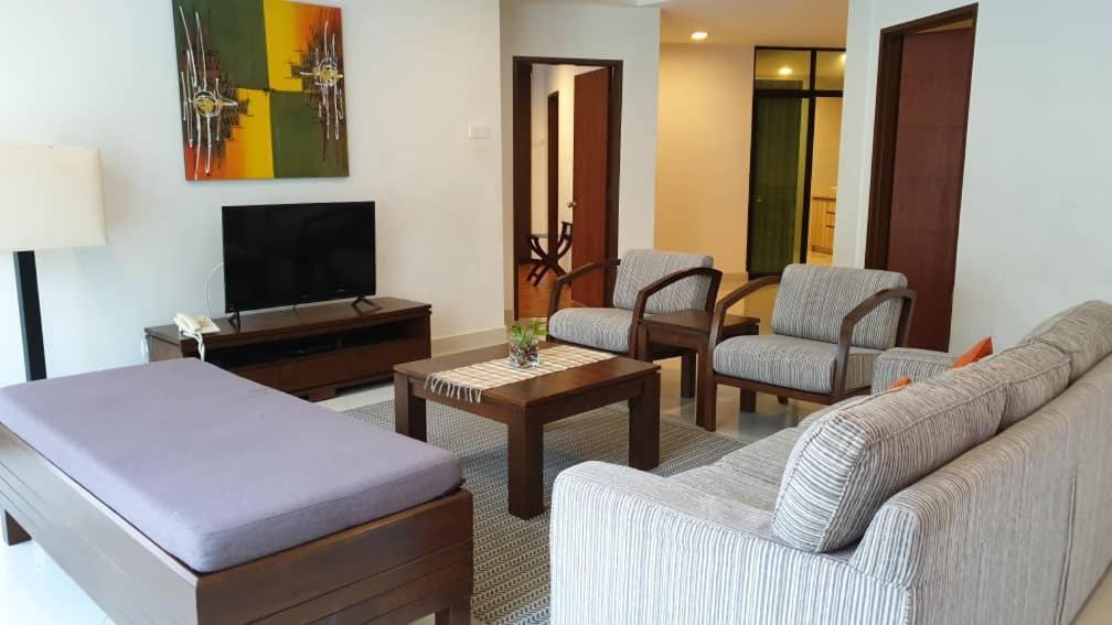 Samsuria Beach Apartment Resort Cherating Dış mekan fotoğraf